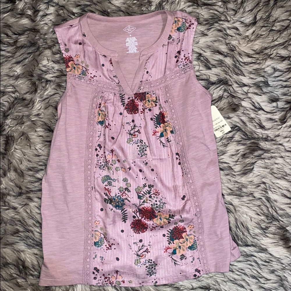 Pink business casual shirt